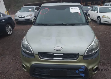 2013 Kia Soul z USA, uszkodzony, nr VIN KNDJT2A57D7633352